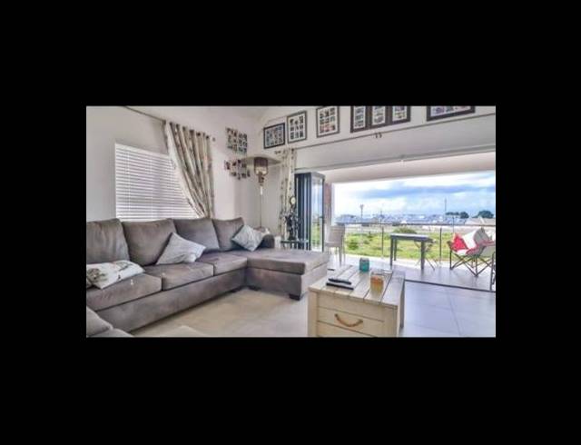 3 BEDROOM HOUSE FOR SALE IN DA GAMA BAY